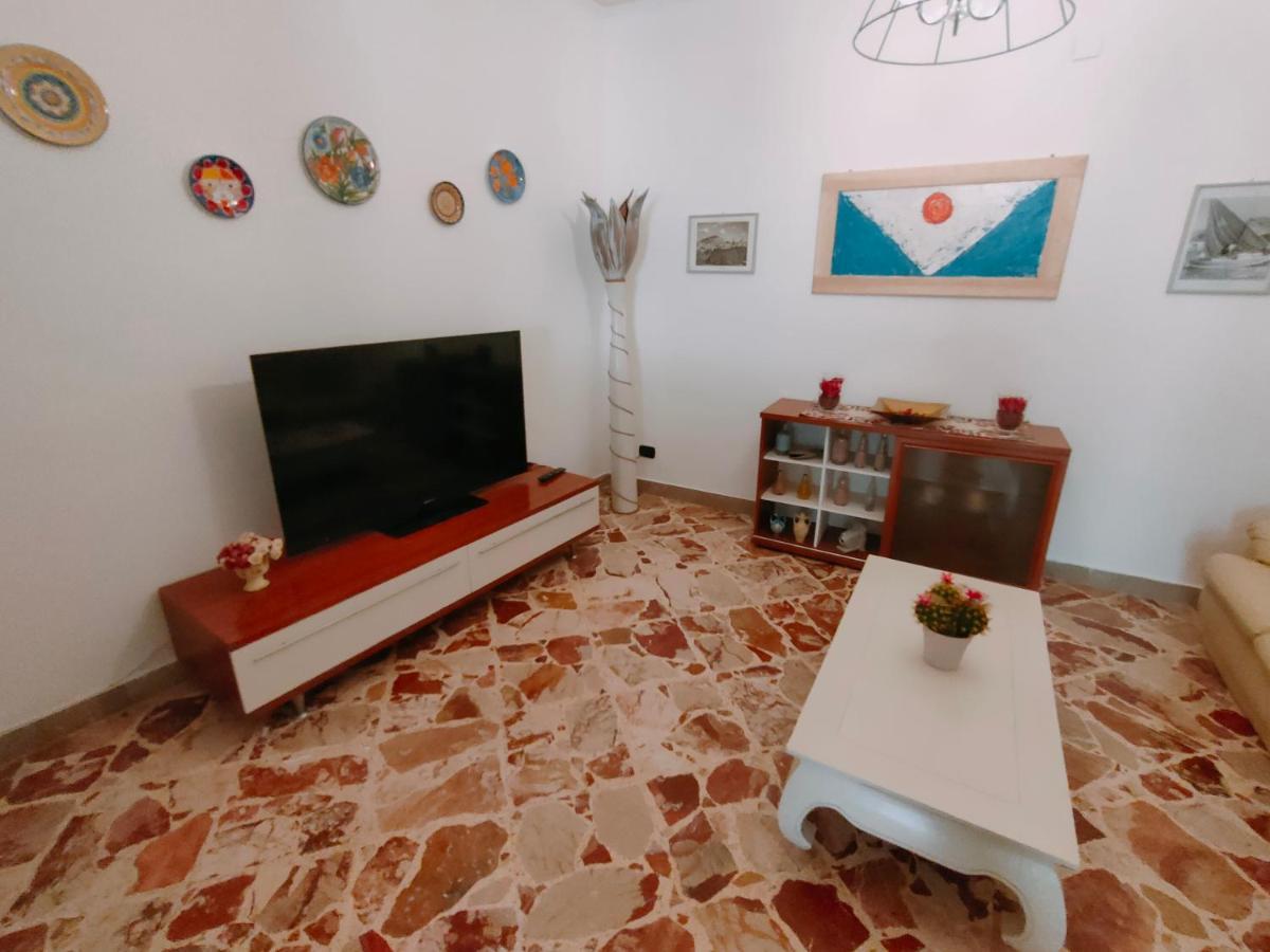 Casa Vacanza La Sicula Palermo Luaran gambar