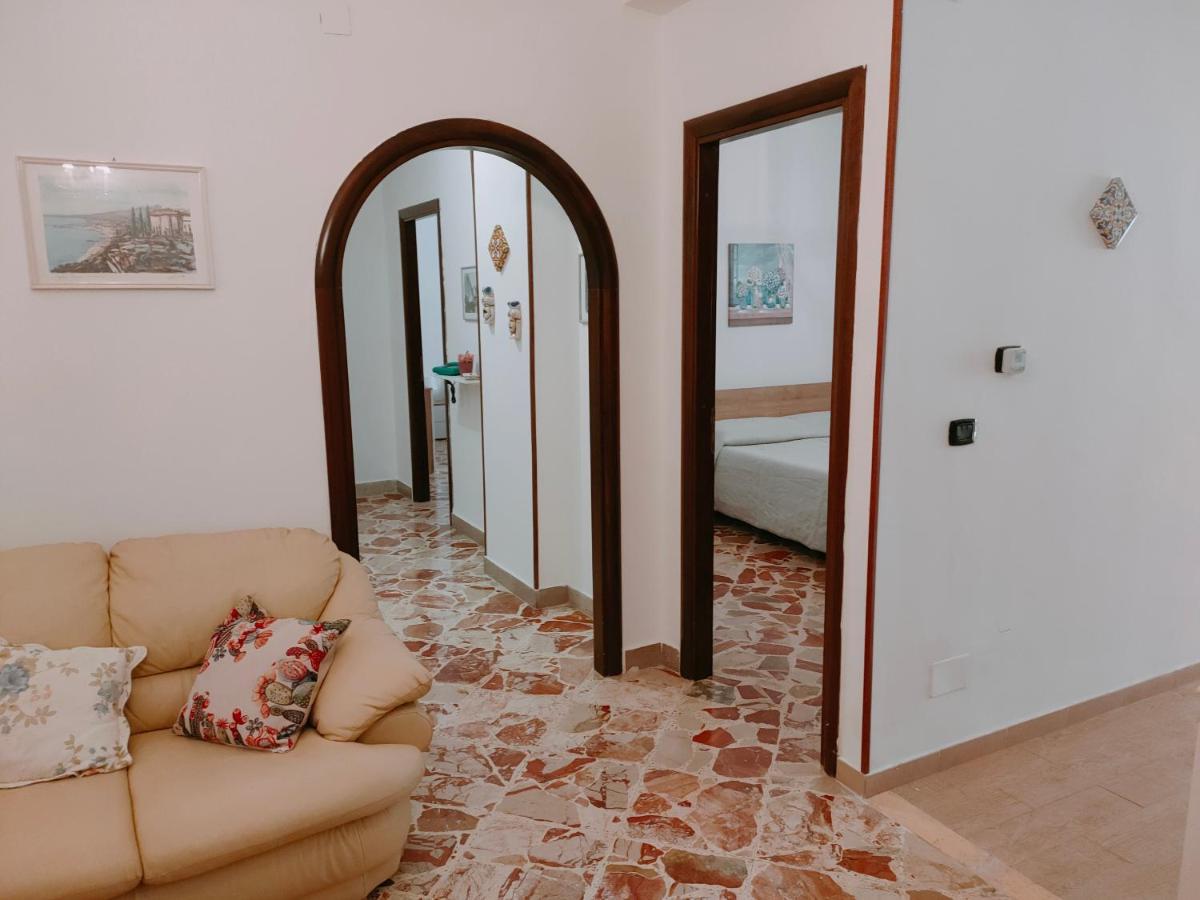 Casa Vacanza La Sicula Palermo Luaran gambar