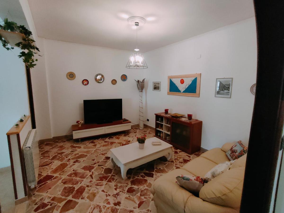 Casa Vacanza La Sicula Palermo Luaran gambar